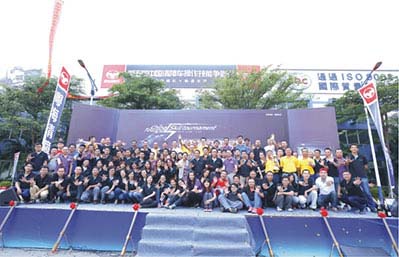 中国レッカー車操作技術大会2015-1
